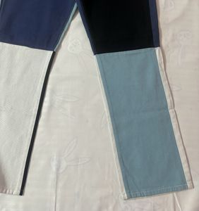 colour block wide leg jeans
