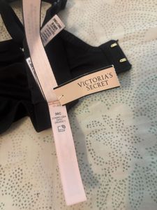 Authentic Victoria&#39;s Secret Push-Up Bra