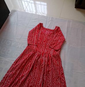 Nayara Cut Kurti