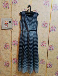 🇳🇿💫🎀Striped Maxi Dress with Belt