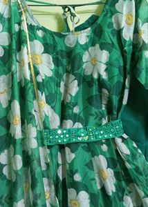 New/Unused Organza Gown Set