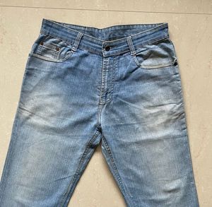 Light Wash Baggy Jeans