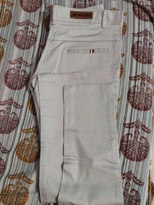Beige Chinos - Size Medium