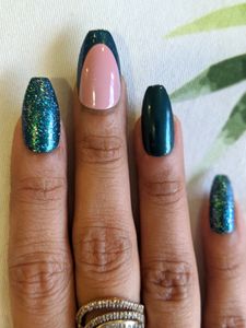 Green Nail Set
