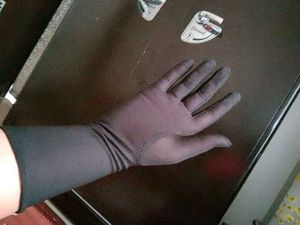 Women Black Gloves