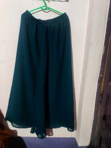Nayra Cut Suit With Dupatta