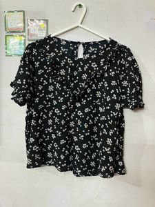 Women’s Beautiful Top