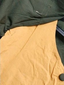 Crop Attached To Jacket