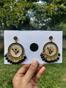 New Handmade Black Resin Jhumka