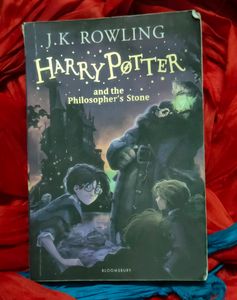 Harry Potter And The Philosopher&#39;s Stone (Book 1)
