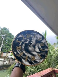 Resin Unbreakable Clock