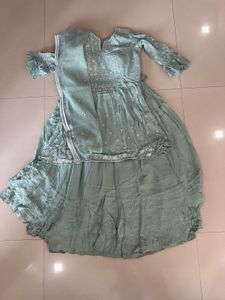 Elegant Embroidered Kurta Set