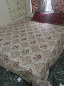 Double Bed Floral &amp; Geometric Print Bedding Set