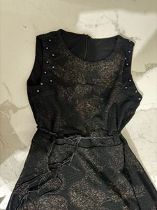 Elegant Black Leaf Print Dress