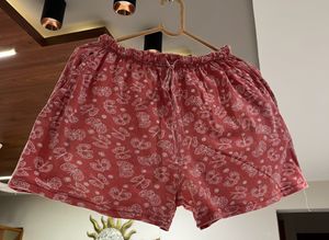 Regular Red Shorts