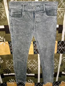 New Men Grey Denim Jeans 👖