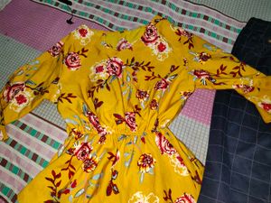 Floral Top &amp; Checkered Pants Set