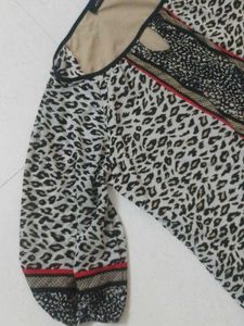 Top From Vietnam 🆕 Never Used Stretchable