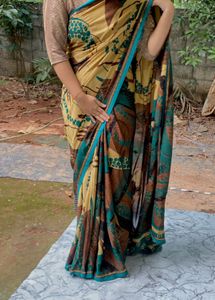 Stylish Printed Saree combo