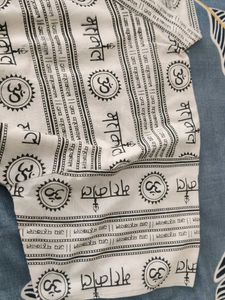 Printed tshirt for men and women both