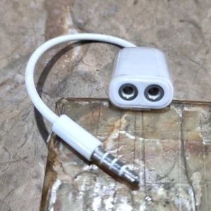 Audio Spliter &amp; Aux Cable Bundle