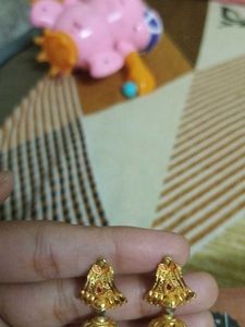 Earings