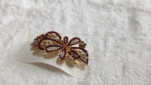 Party wear Hair Clip Totally New