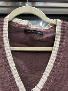 Trendyol Maroon Sweater Vest (Oversized - S)