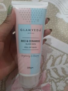 1. Glam Veda Peel Of Mask And 2. Skin Kraft Serium