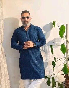 Men's Blue Embroidered Kurta