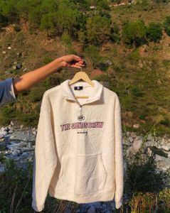Lightweight Textured Offwhite Sweatshirt