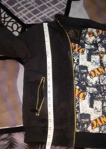 Black Simple Jacket