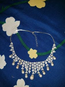 Elegant Pearl & Crystal Necklace