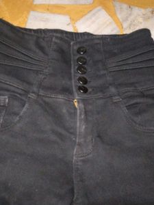 Black Skinny Jeans