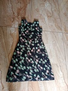 Floral Print Sleeveless Dress