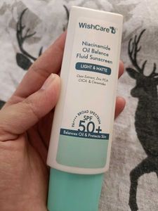 Wichare Niacinamide Oil Balance Fluid Sunscreen