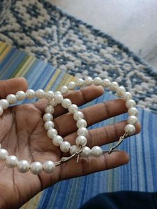 pearl earrings