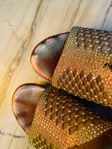 Embellish Women Sandal 👡