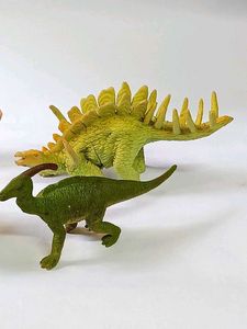 4 Pc Animals Toys