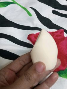 MAC Beauty Blender
