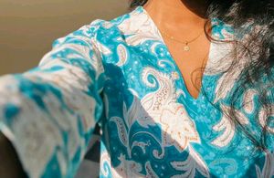 Trendy Tops