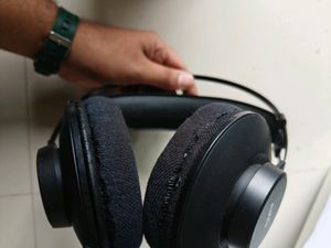 🎊 AKG Studio Monitoring Over The Ea
