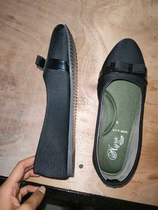 Nyra Black Ballerina Flats