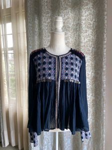 Boho Embroidered Open Blouse With Two Hooks