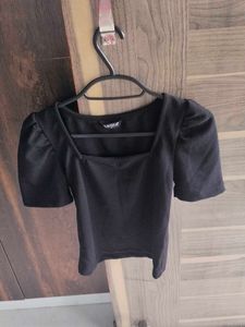 Black Puff Sleeve Top
