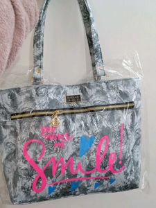 Stylish 'Smile' Tote Bag