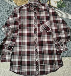 Mens L size shirt