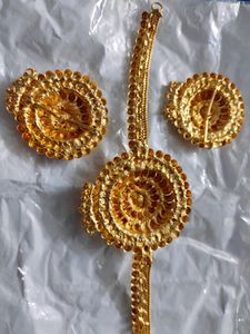 🤩 Price Drop Gold Plated Choker Set