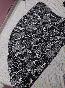 Leaf Print Skirt