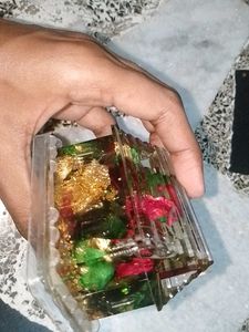 Glass Crystal House (paperweight/Penholder)